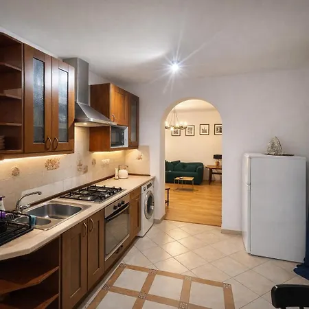 Stur Michalska * ברטיסלאבה